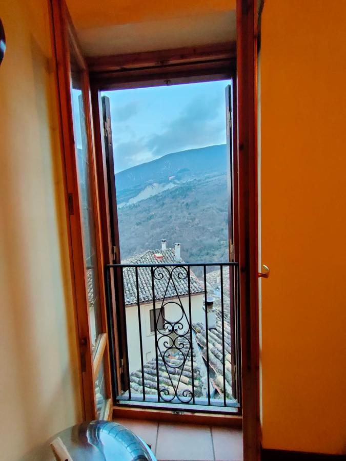 Casa Anversa Anversa Degli Abruzzi ภายนอก รูปภาพ